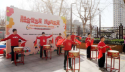 在竞技中努力拼搏 西安百余名特殊儿童参加趣味运动会